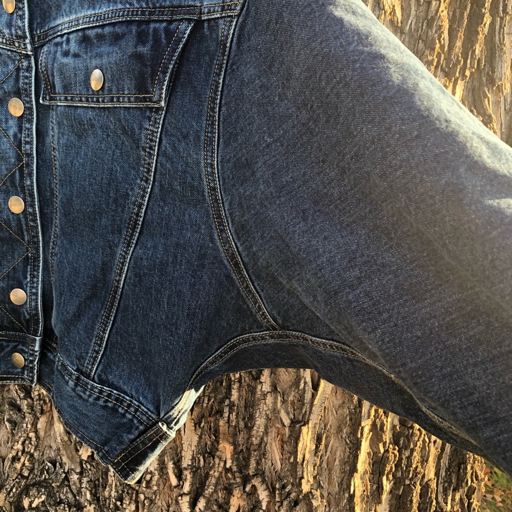 August sky Jean Jacket - Picture 6 of 7